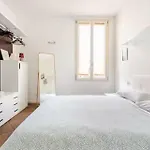 Moderno A 2 Passi Dal Centro Apartman *