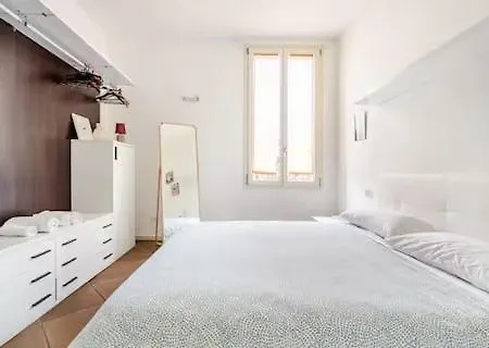 Moderno A 2 Passi Dal Centro Апартаменты *