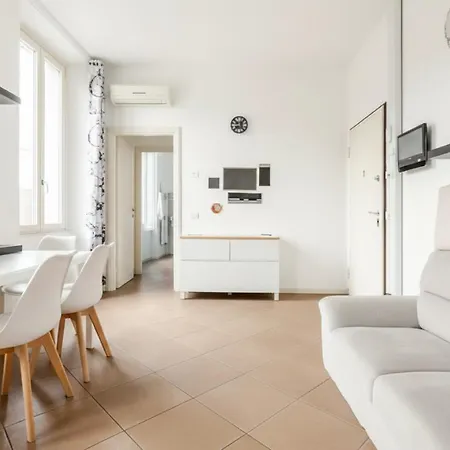 Moderno A 2 Passi Dal Centro Appartement *