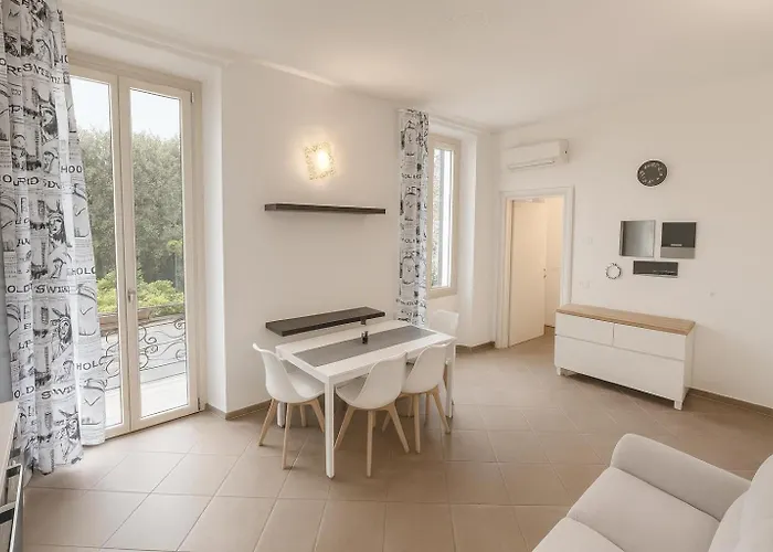 Moderno A 2 Passi Dal Centro Appartement *